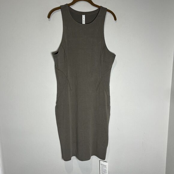 Lululemon Dress Women’s 12 Nomad Beige Ribbed Softstreme Slim Fit Tank Mini - Picture 1 of 8